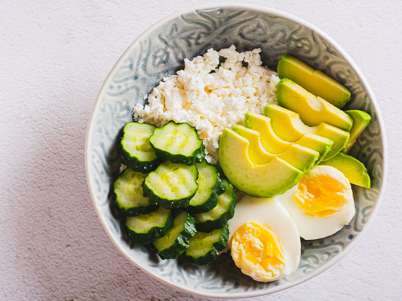 Lor Peynirli Avokado Kasesi