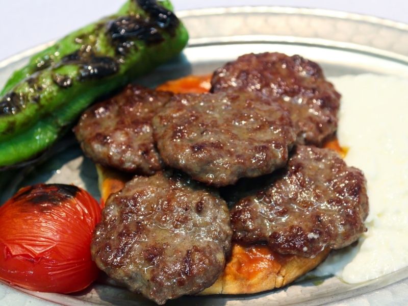 Yumurtayı Nem Kaynağı Sanmak