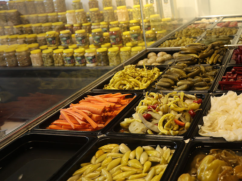 Özellikle turşu suyunu hiç ihmal etmiyoruz