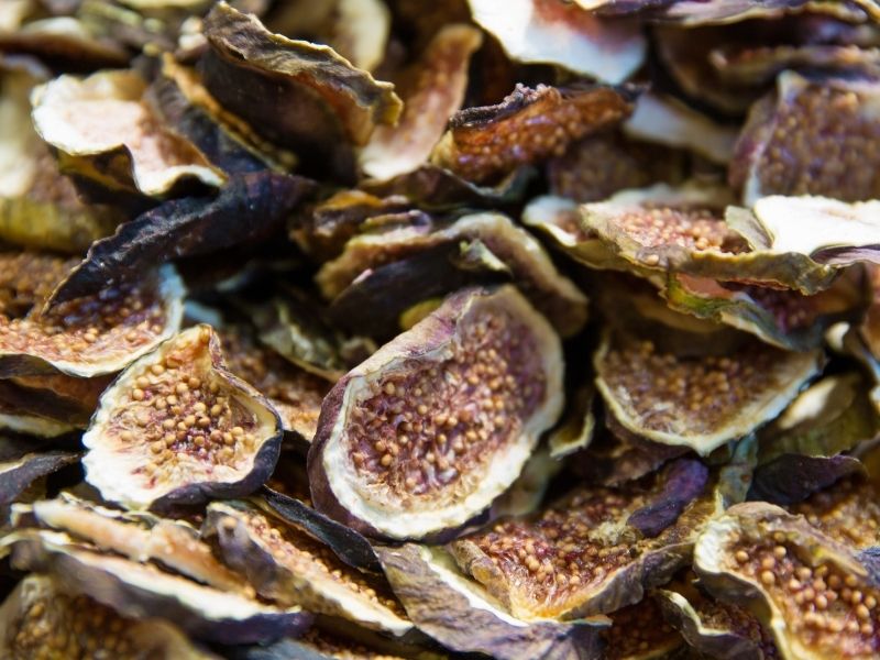 Yağlı Kağıt Serili Tepsiye Yapışmayacak Şekilde Dizim