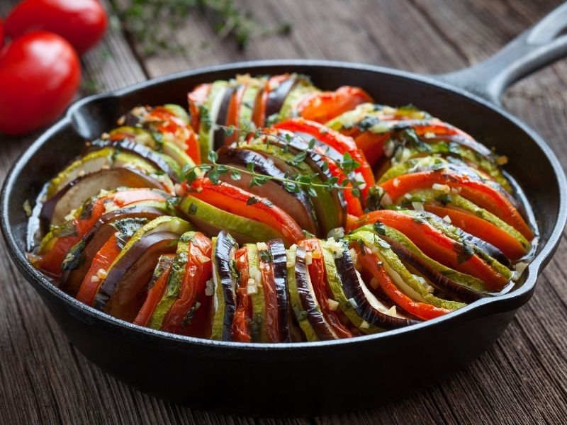 Ağır Ağır Ve Kendi Suyunda Pişirin