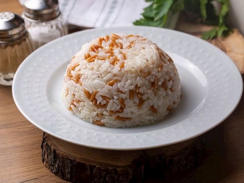 Şehriyeli Pirinç Pilavı Tarifi