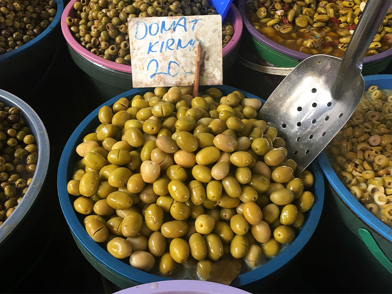 Domat Zeytini → Kırmızı Biber & Kimyon