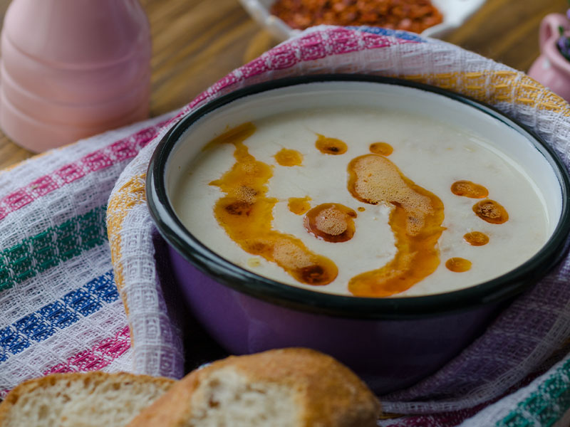 Yöresel Un Kavurmalı Düğün Çorbası