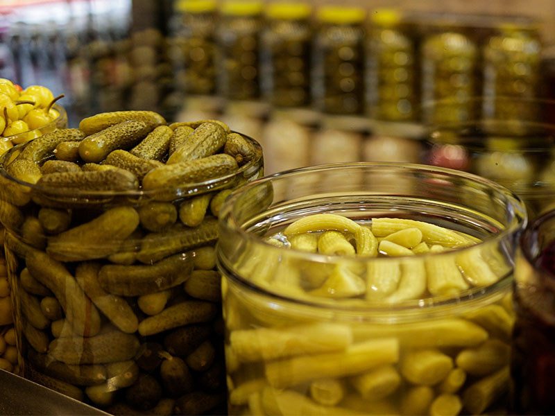 Turşu Bidonunun Doldurulması