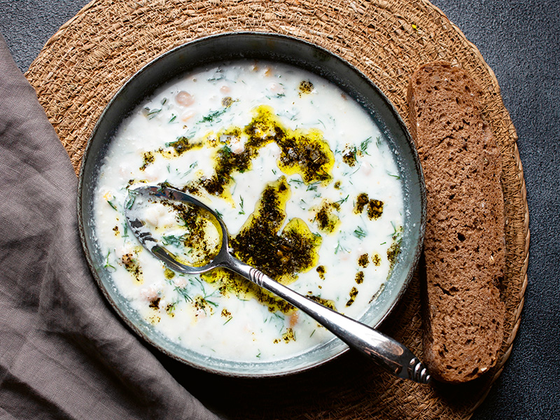 Yoğurt Terbiyeli Kuzu Gerdan Çorbası