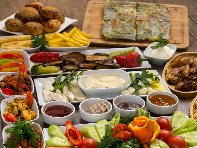 Katmerli Kahvaltı (Gaziantep)