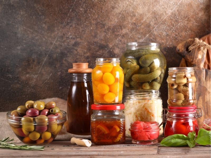 Salamura ve Konserve Ürünler