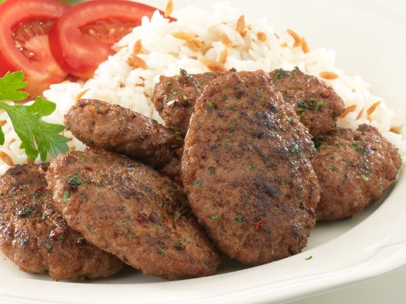 Anne Köftesinde Yumuşacık Dokunun Sırrı