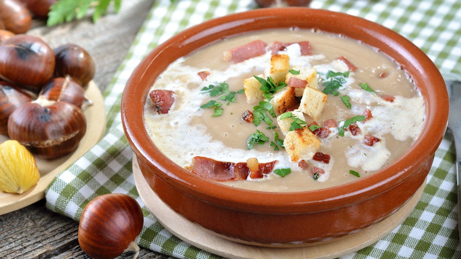 Castagnaccio, Kastaniensuppe ve Sopa de Castanhas – İtalya, Almanya ve Portekiz