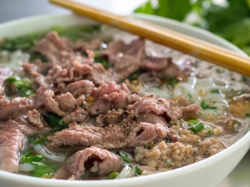 Dana Pho (Phở bò) – Vietnam