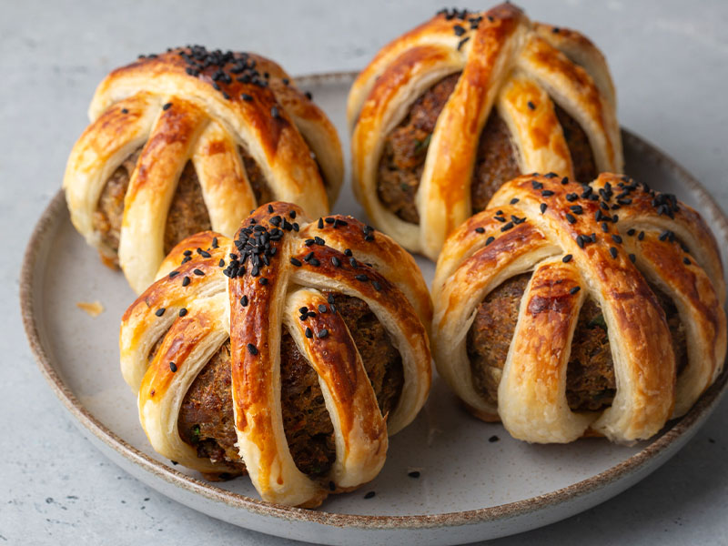 Kaşarlı Köftelerin Hazırlanması