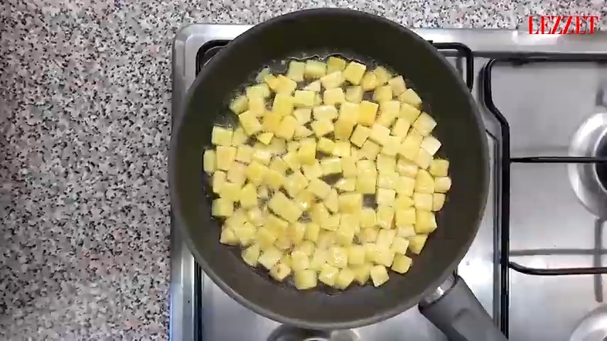tavada kızartılan patates