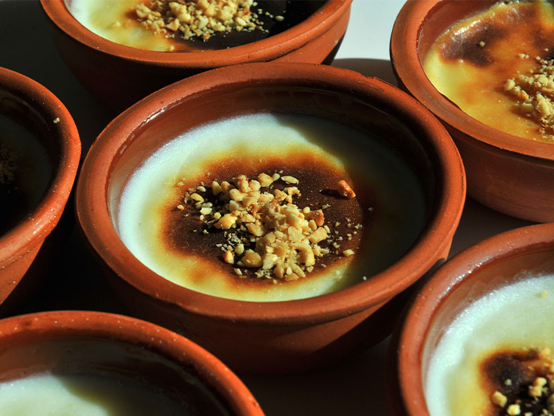 Köy Sütü ve Bol Nişastalı Pirinç Kullanılır