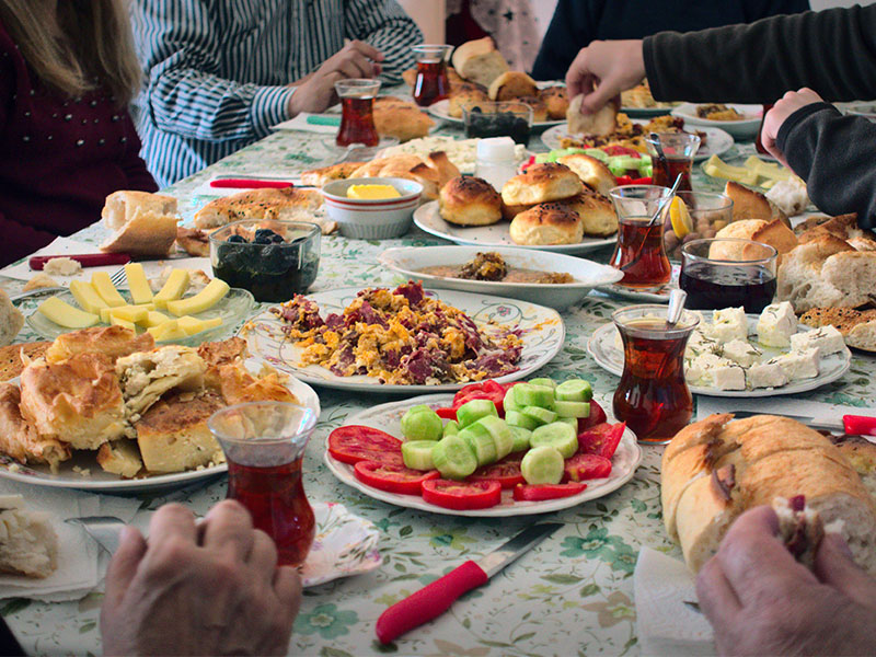 Serpme Kahvaltı