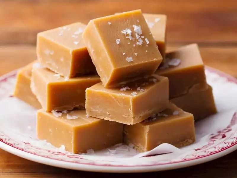 tuzlu karamelli fudge