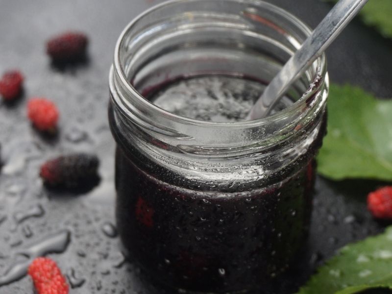 Karadut Şurubu: Yoğun Ve Karakteristik