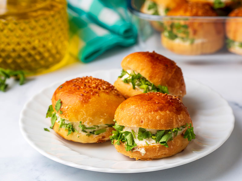 Kaşar yerine karışık peynir deneyin