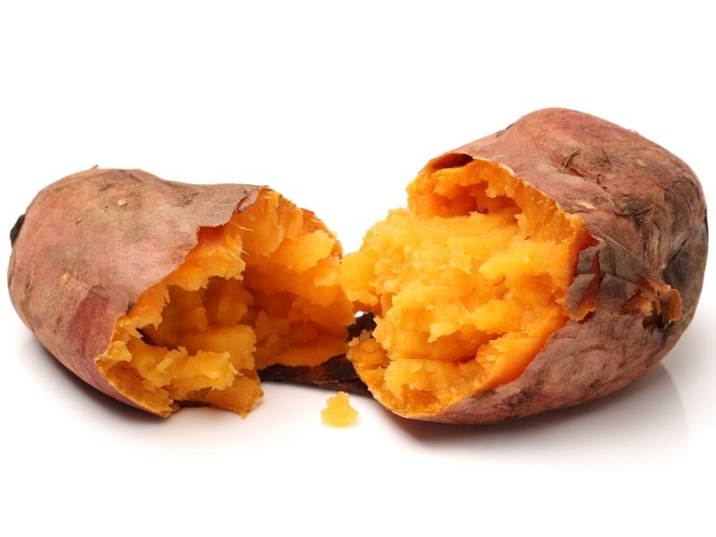 Patates Yüzeyinin Yağlayıp Folyo İle Sarın