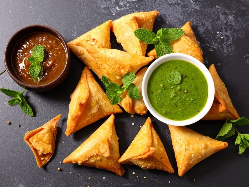Makarna Ve Izgara Sosları: Taze Nane Ve Zeytinyağlı Yeşil Pesto Soslar