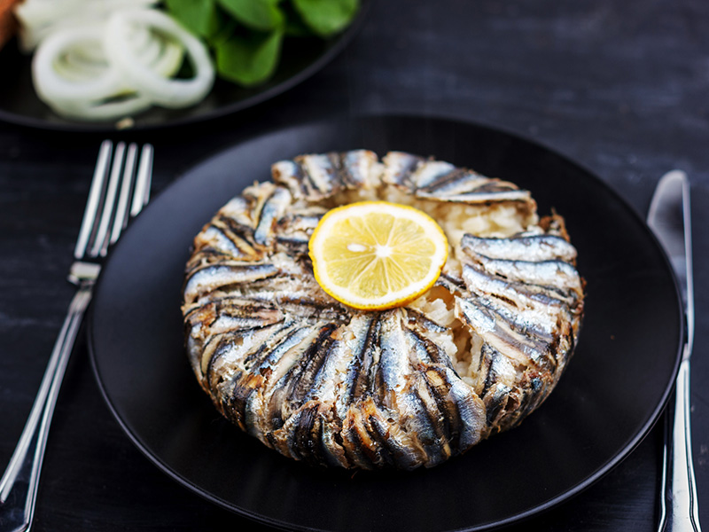 Hamsileri Dizme ve Pişirme Yöntemi