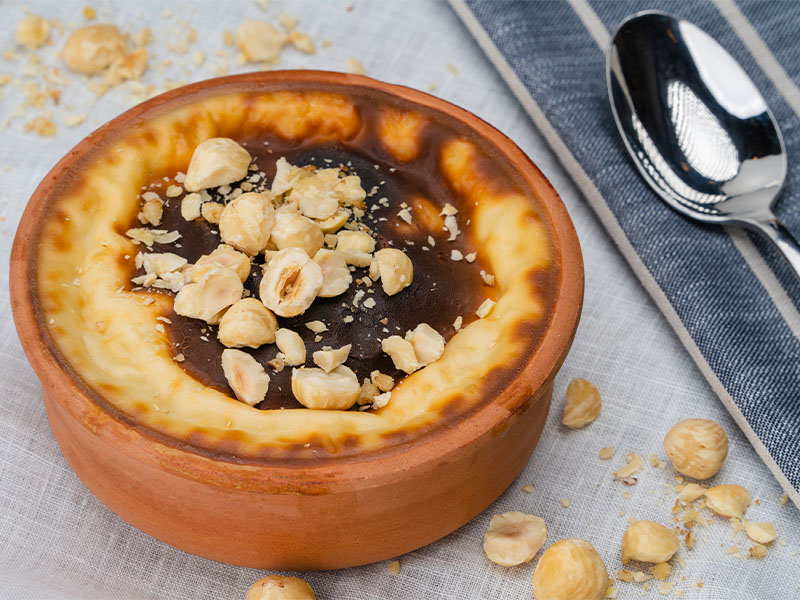 Güveç kabı kullanmak