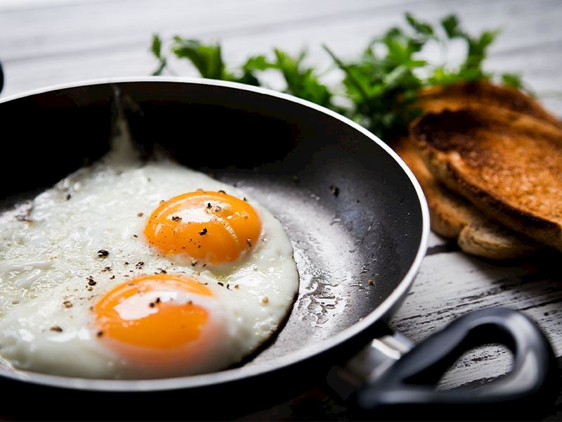 Kartonun üzerinden yumurta üreticisiyle ilgili bilgileri kontrol edin