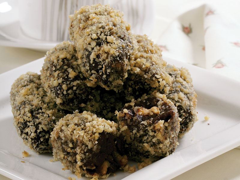 Cevizli Pekmezli Tatlı