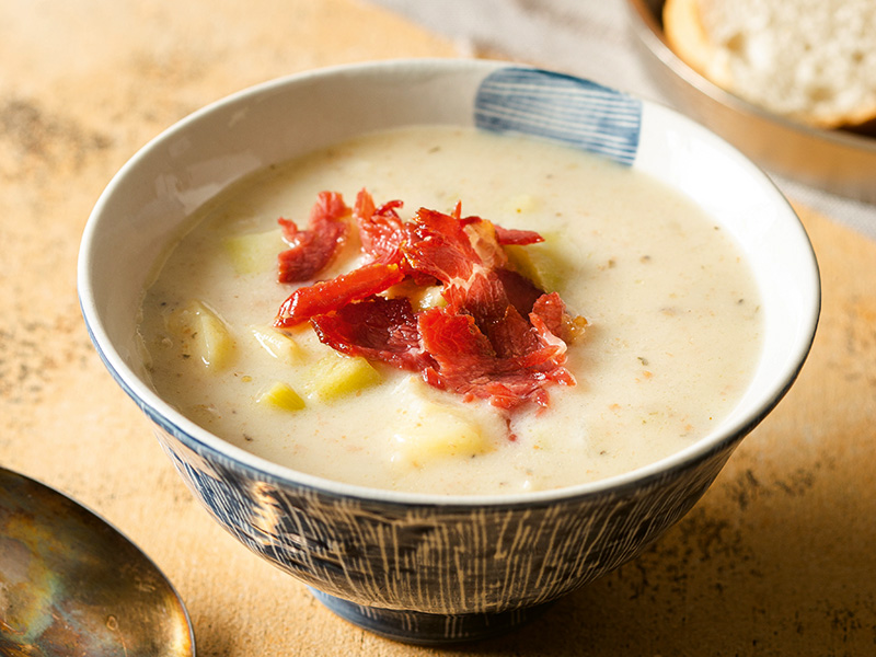 Pastırmalı ve Patatesli Pırasa Çorbası 