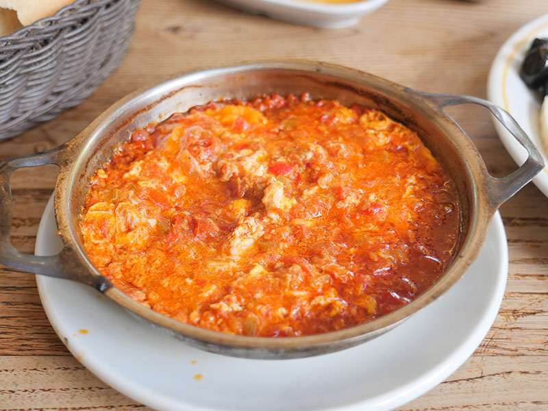 Yumurtaları Ekledikten Sonra