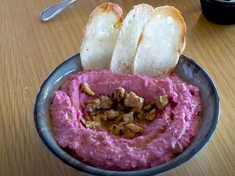 pancarlı humus