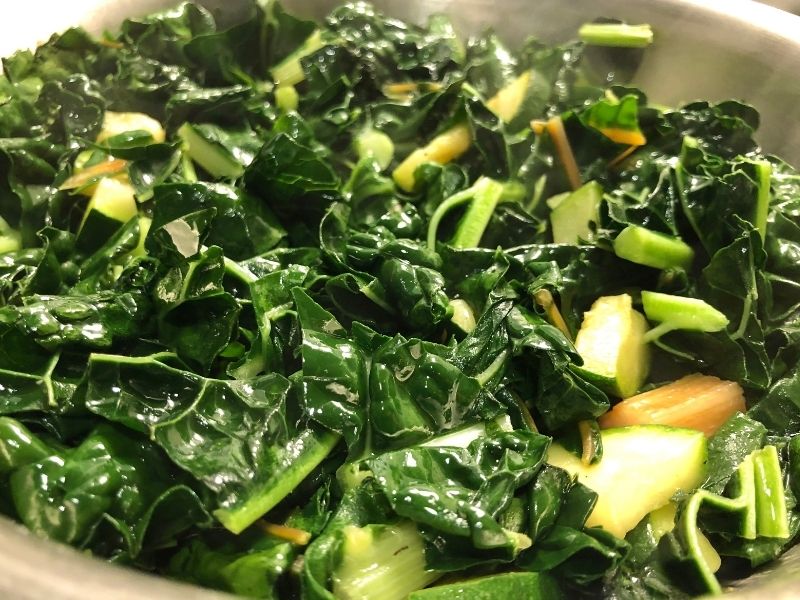 Pratik Ve Lezzetli: Evelik Otu Kavurması