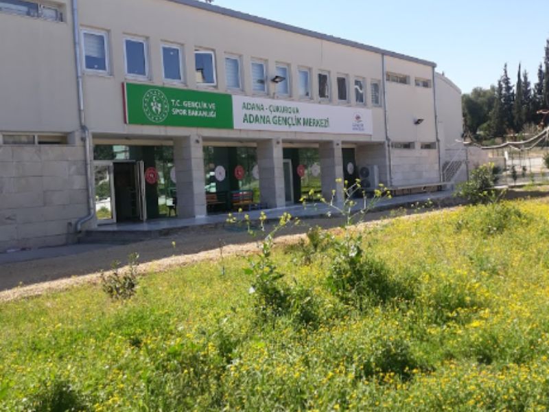 adana gençlik merkezi