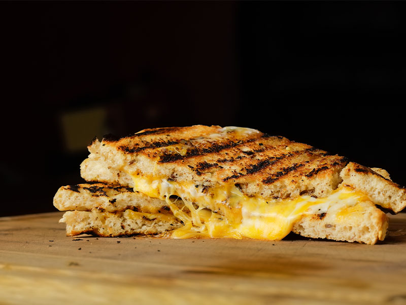 mantarlı kaşarlı tost