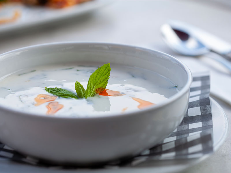 Yoğurtlu Soğuk Çorba