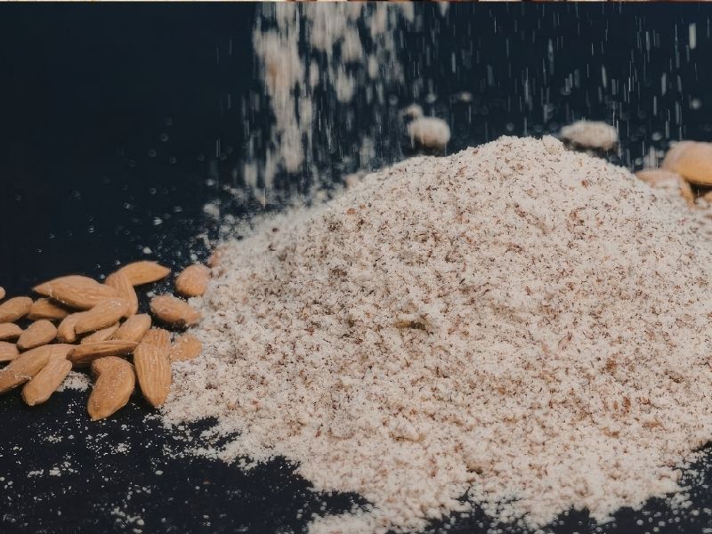 Badem Unu Ve Öğütülmüş Kuruyemişlerin Gücü