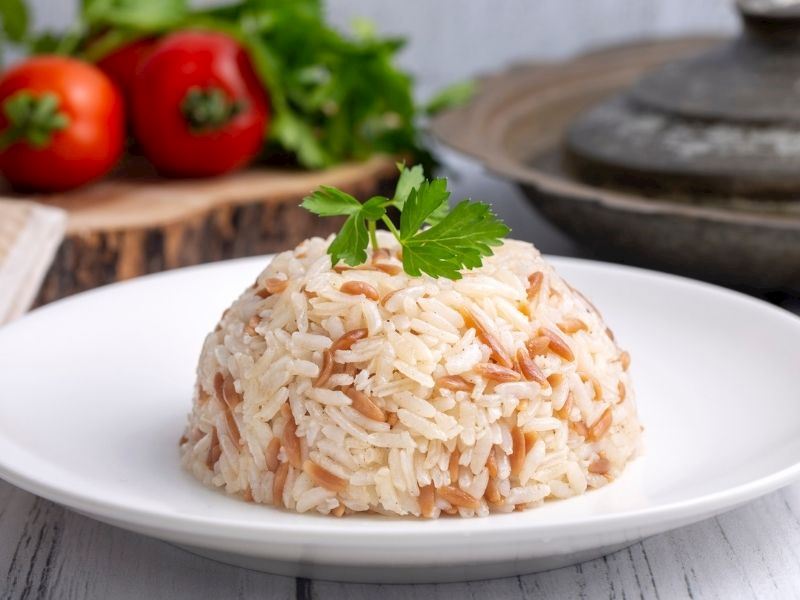 Şehriyeli Pirinç Pilavı Tarifi