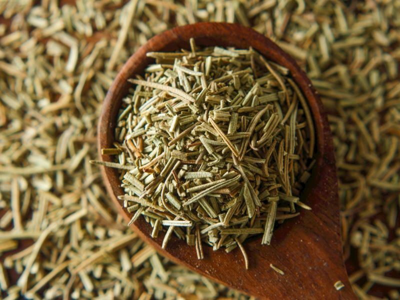 Aromatik ve Otlu (kekik, biberiye, fesleğen, maydanoz)