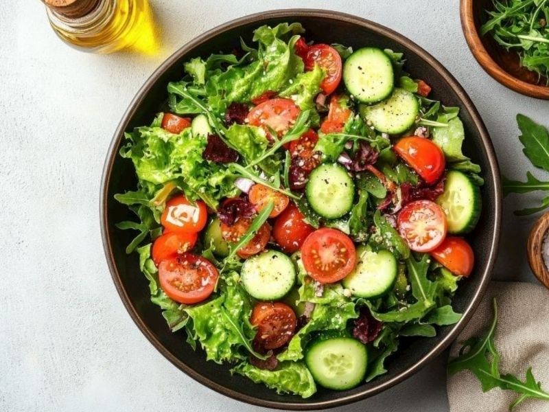 Zeytinyağlı Roka Salatası