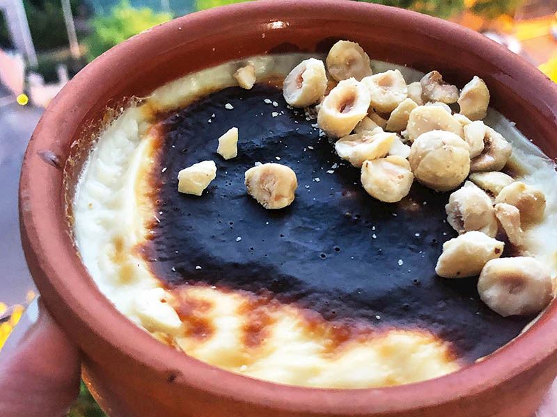 Odun Ateşinde Pişirilir