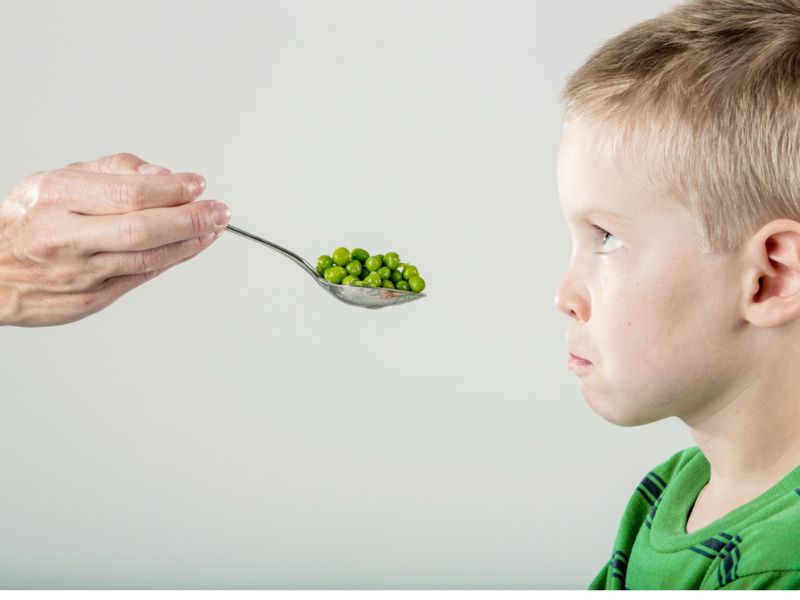 yemek istemeyen çocuk