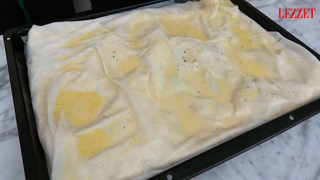 soslu börek