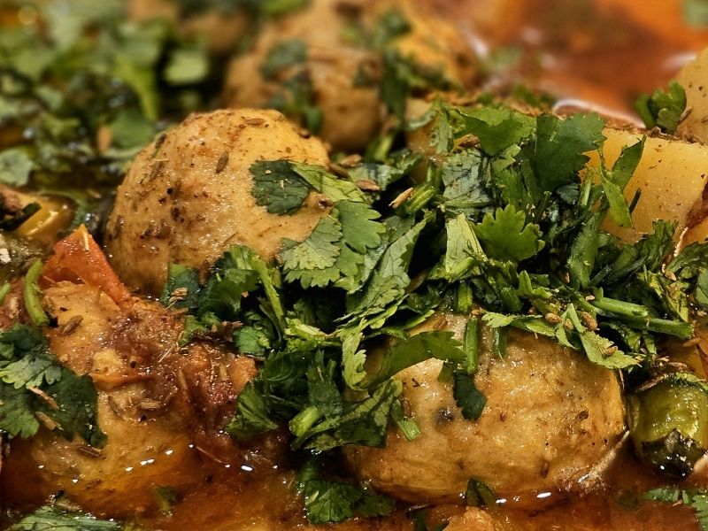 Küçük Köftelerin Doyurucu Etkisi Her Kaşıkta Hissettirir