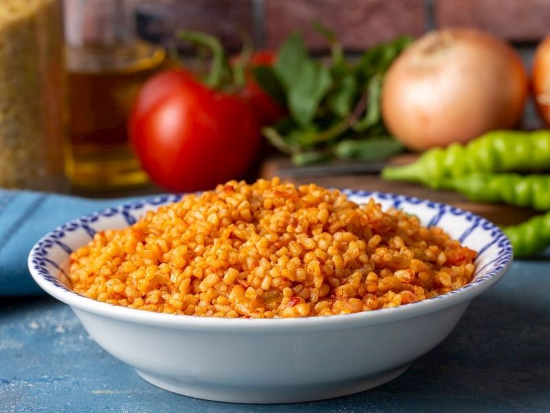 Salçalı Bulgur Pilavı Tarifi