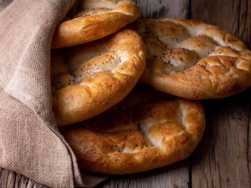 Ramazan pidesiyle iftar