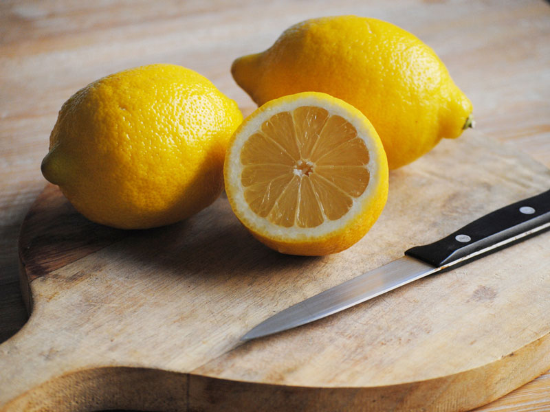 kesme tahtası limon