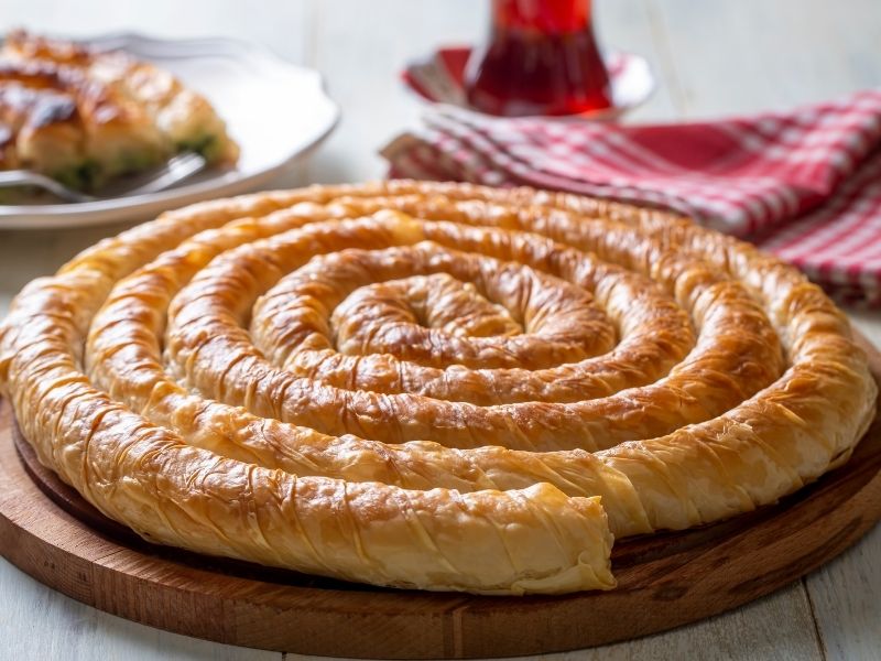 Kabaran Börekler İçin Maden Suyu