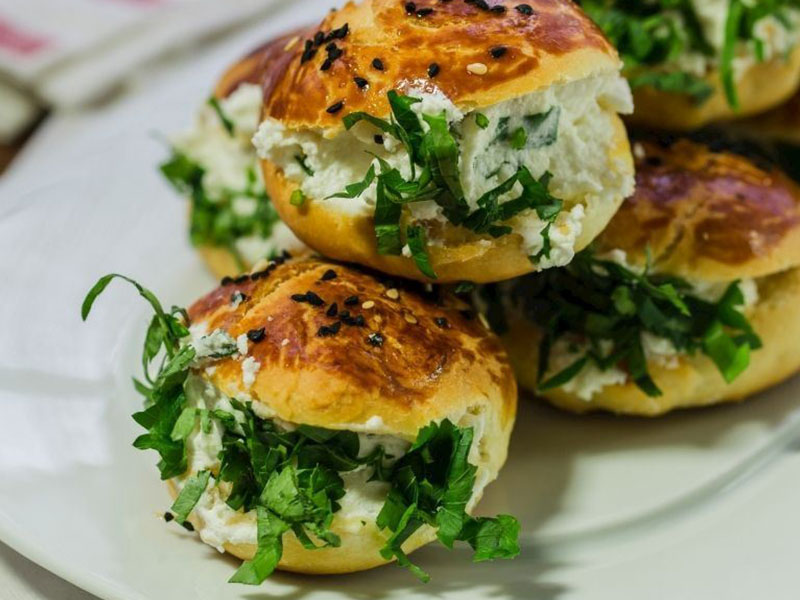 Yumuşacık poğaça tabanı kullanın