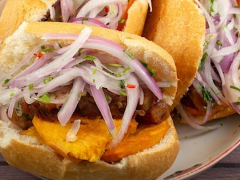 Pan con Chicharrón – Peru