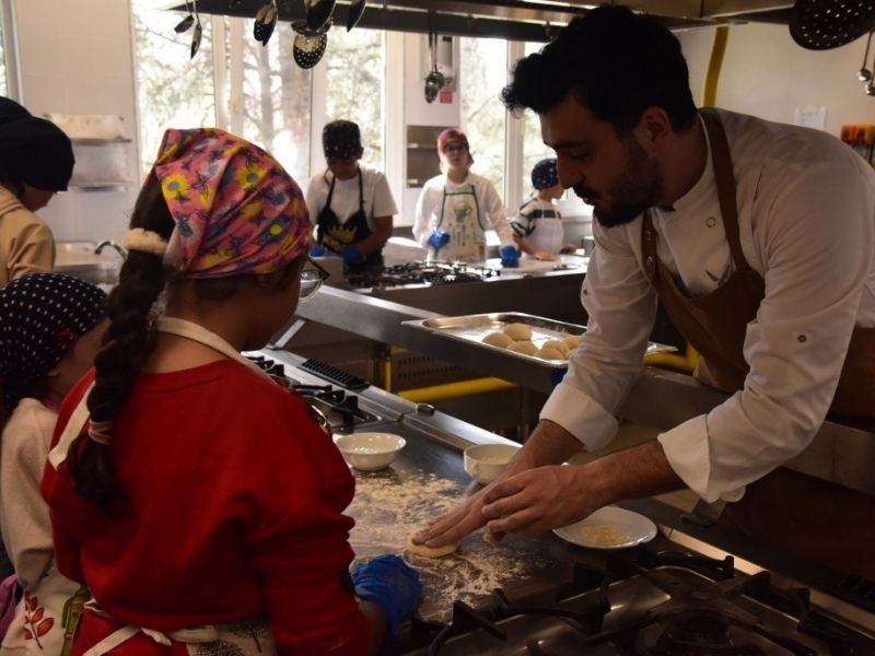 Anadolu Üniversitesi’nden Çocuklara Uluslararası Lezzet Atölyesi